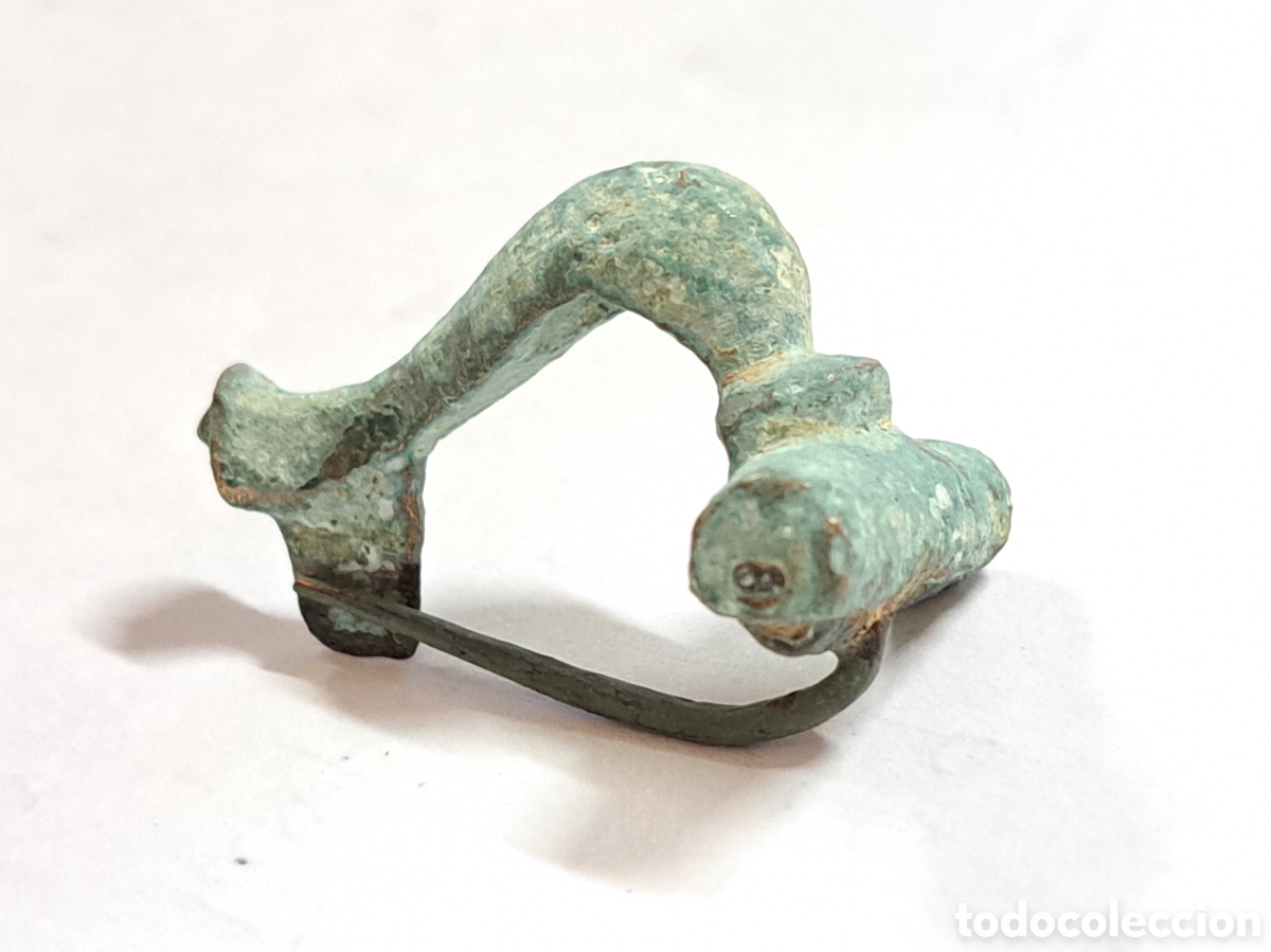 Monedas Imperio romano: Fibula de la &eacute;poca romana en bronce completa con aguja - Foto 3
