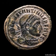 Monedas Imperio Romano: CONSTANTINO I Æ FOLLIS ROMA SOLI INVICTO COMITI S - F // RP (6322)