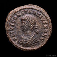 Monedas Imperio Romano: CONSTANCIO II Æ FOLLIS PROVIDENTIAE CAESS / SMKB• PUERTA CAMPAMENTO