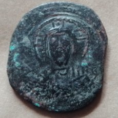 Monedas Imperio Romano: 1 FOLIS Y 2 MEDIOS FOLIS BIZANTINOS.