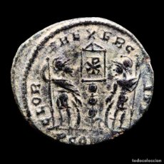 Monedas Imperio Romano: CONSTANTINO II CESAR, 1/2 FOLLIS GLORIA EXERCITVS ☧ (CHI RO) B433
