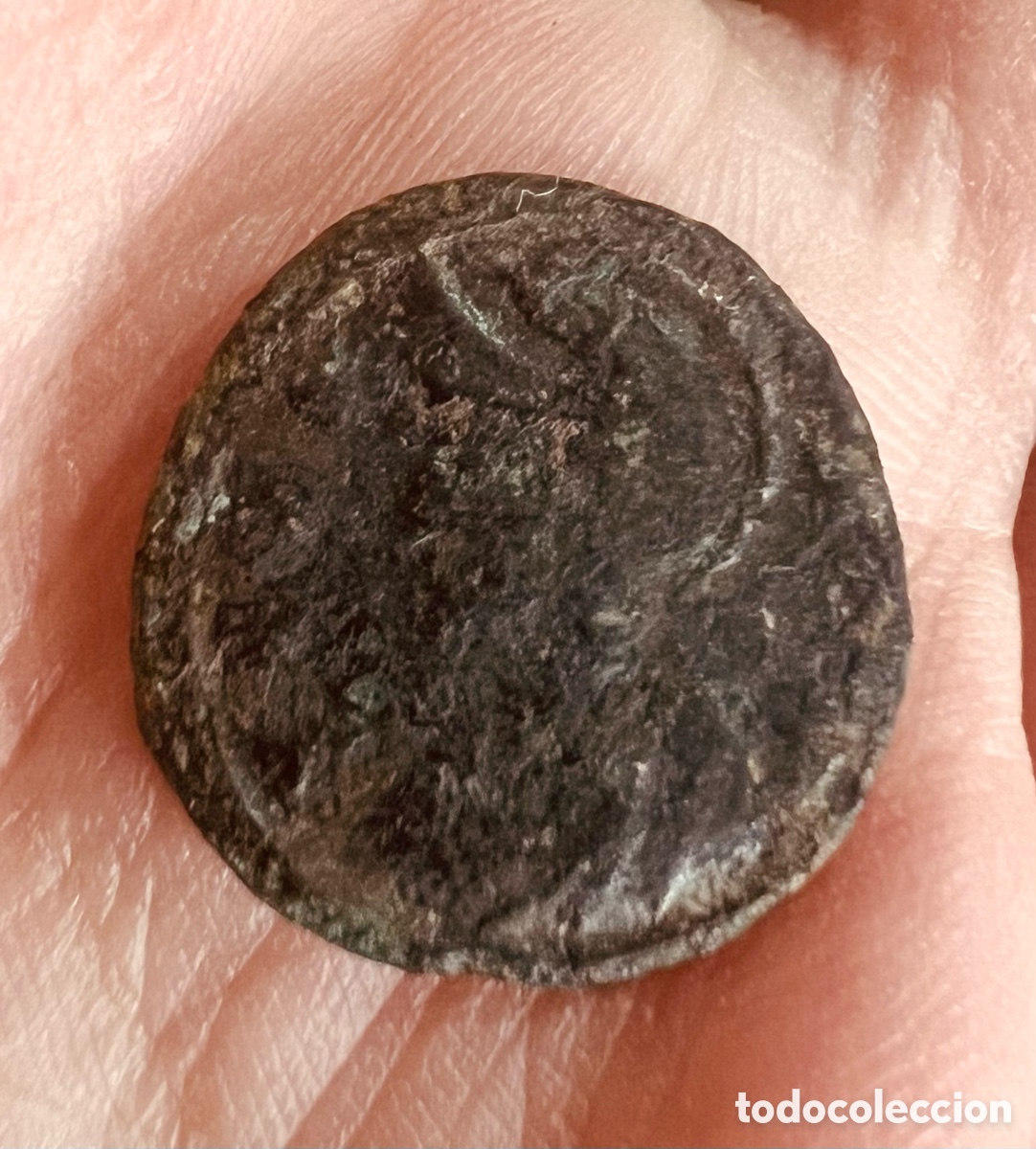 Monedas Imperio romano: Bronce Constantino. Bajo Imperio - Foto 1