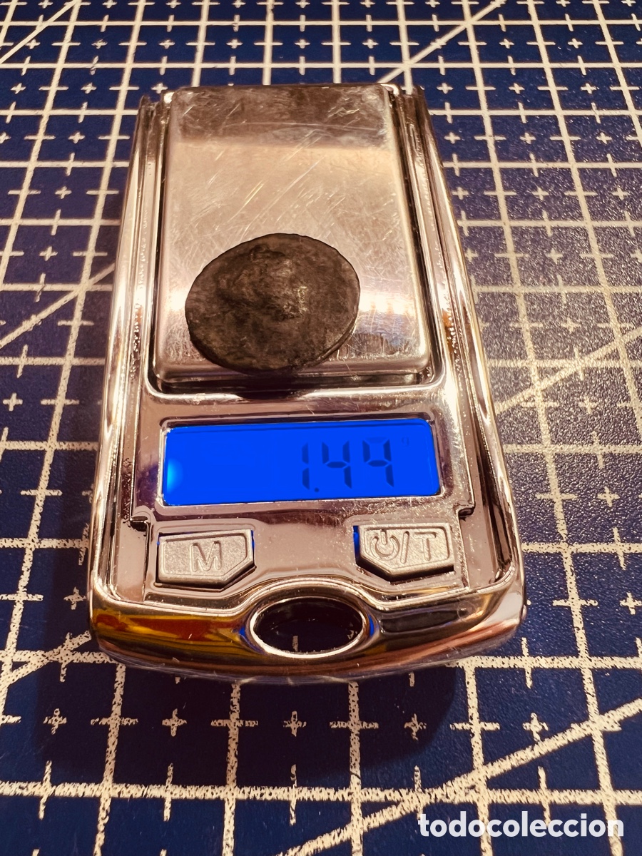 Monedas Imperio romano: AE4 de Constante bajo Imperio - Foto 3