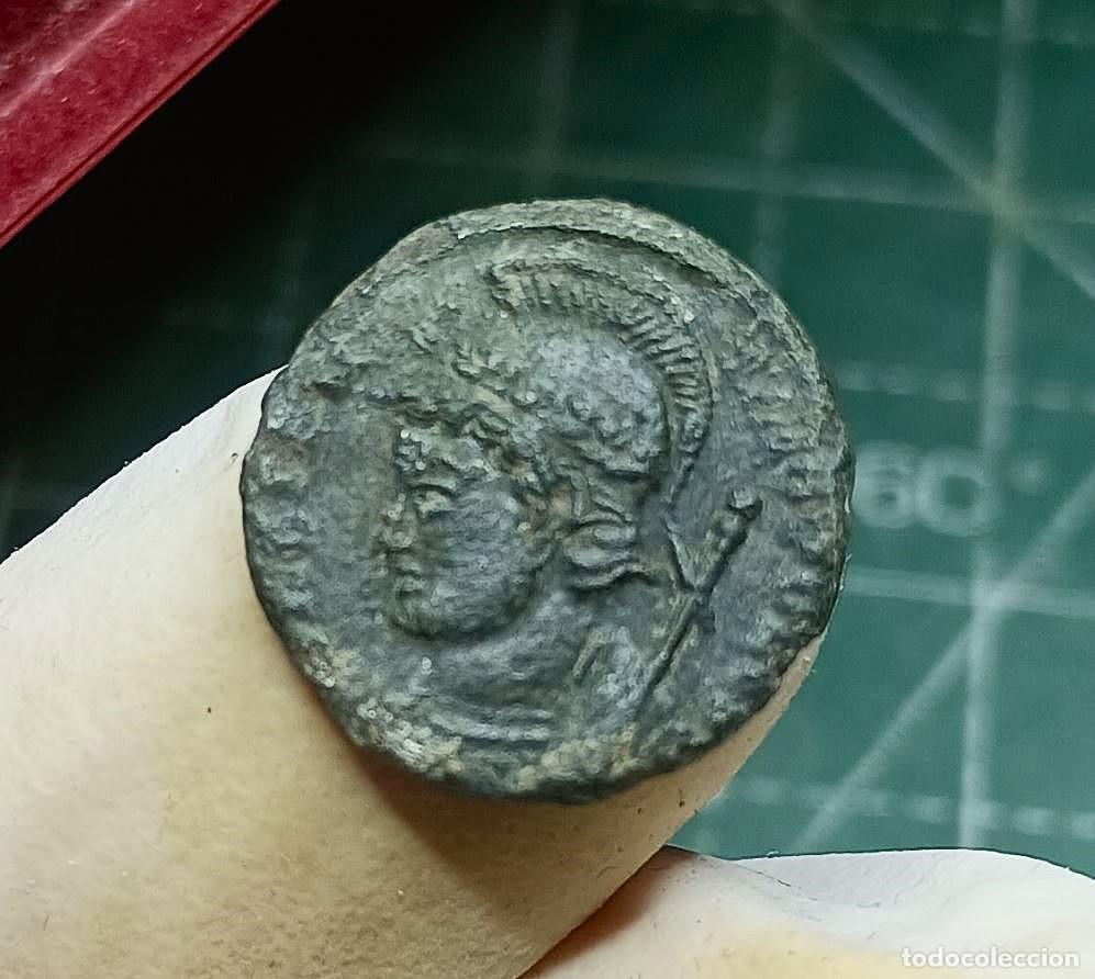 Monedas Imperio romano: Moneda romana // AE follis Constantinopolis - Foto 1