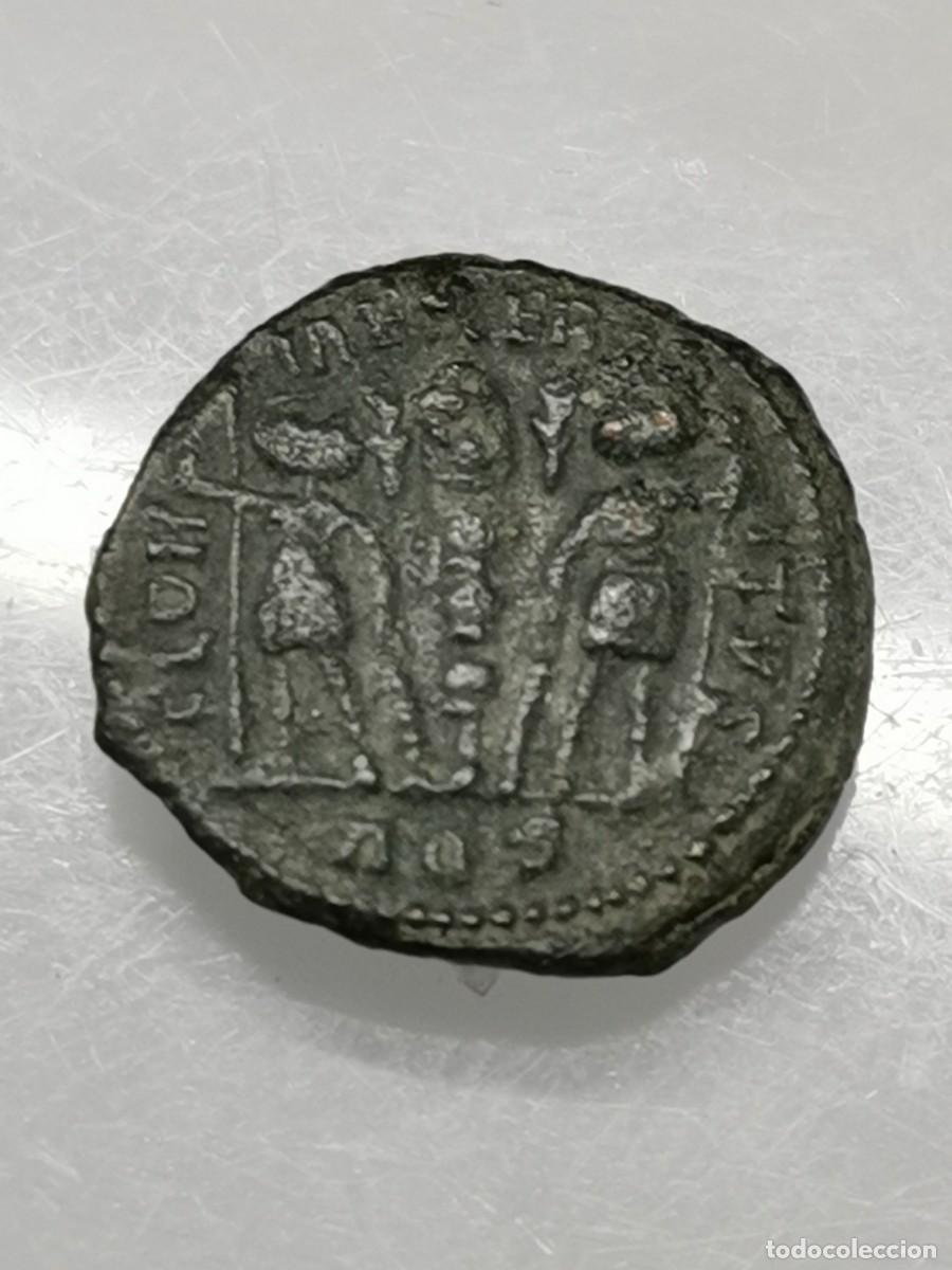 Monedas Imperio romano: CONSTANTE - 1/2 CENTENIONAL - GLORIA EXERCITVS - (337-340 d.C.) - Foto 5