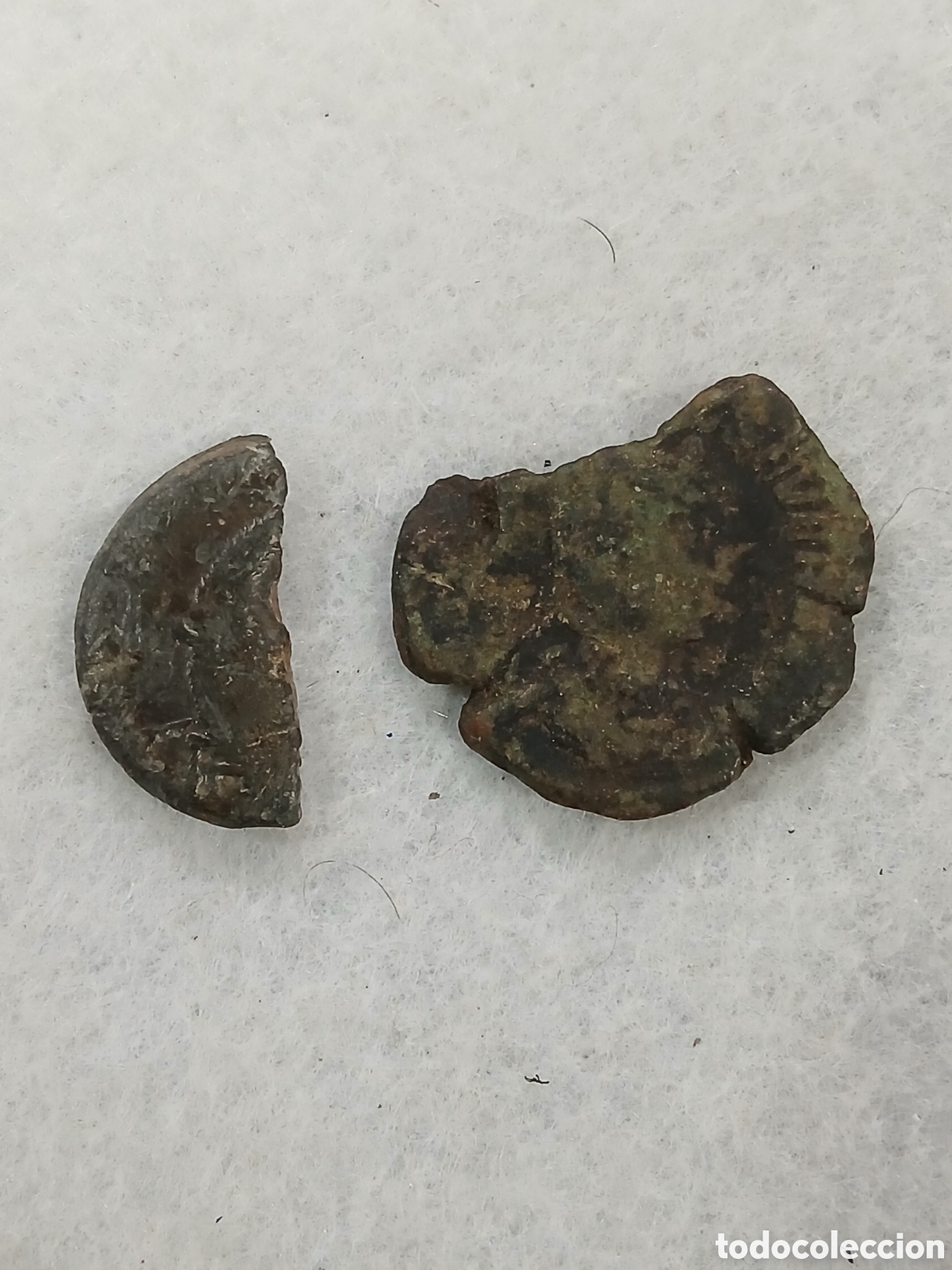 Monedas Imperio romano: Pareja de monedas romanas a clasificar. (L129) - Foto 1