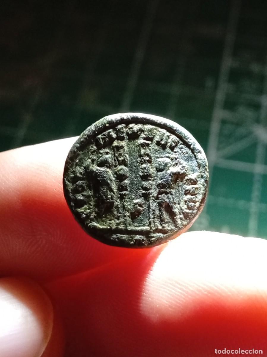 Monedas Imperio romano: Moneda romana - Constantino I - RIC 131 - Foto 2