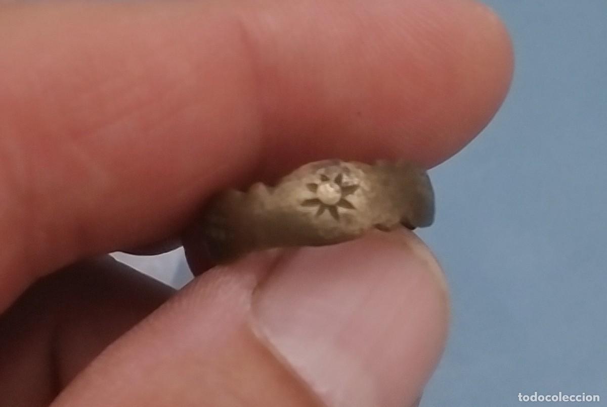 Monedas Imperio romano: Anillo de bronce de epoca visigoda - Foto 1