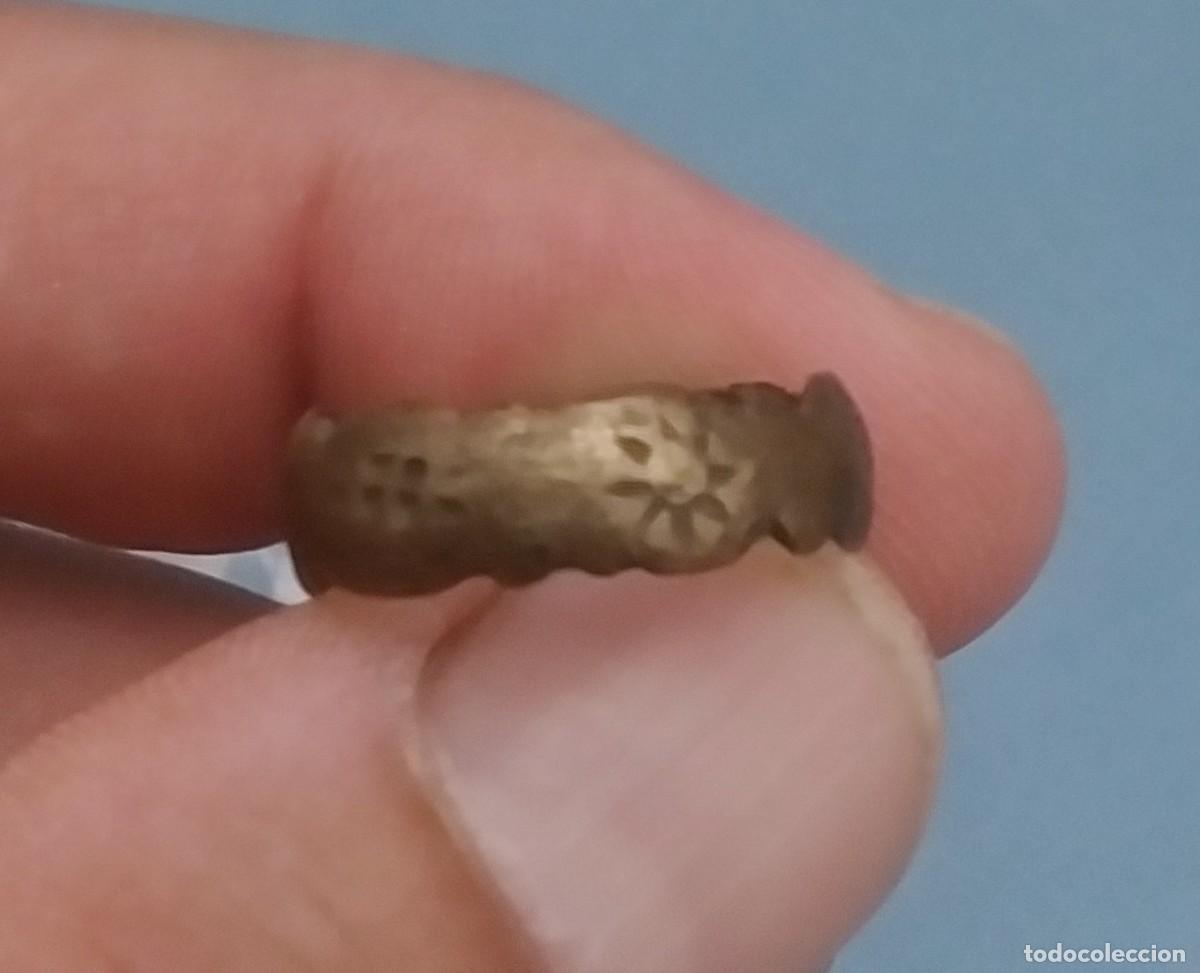 Monedas Imperio romano: Anillo de bronce de epoca visigoda - Foto 3