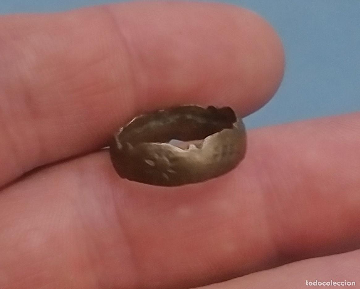 Monedas Imperio romano: Anillo de bronce de epoca visigoda - Foto 4