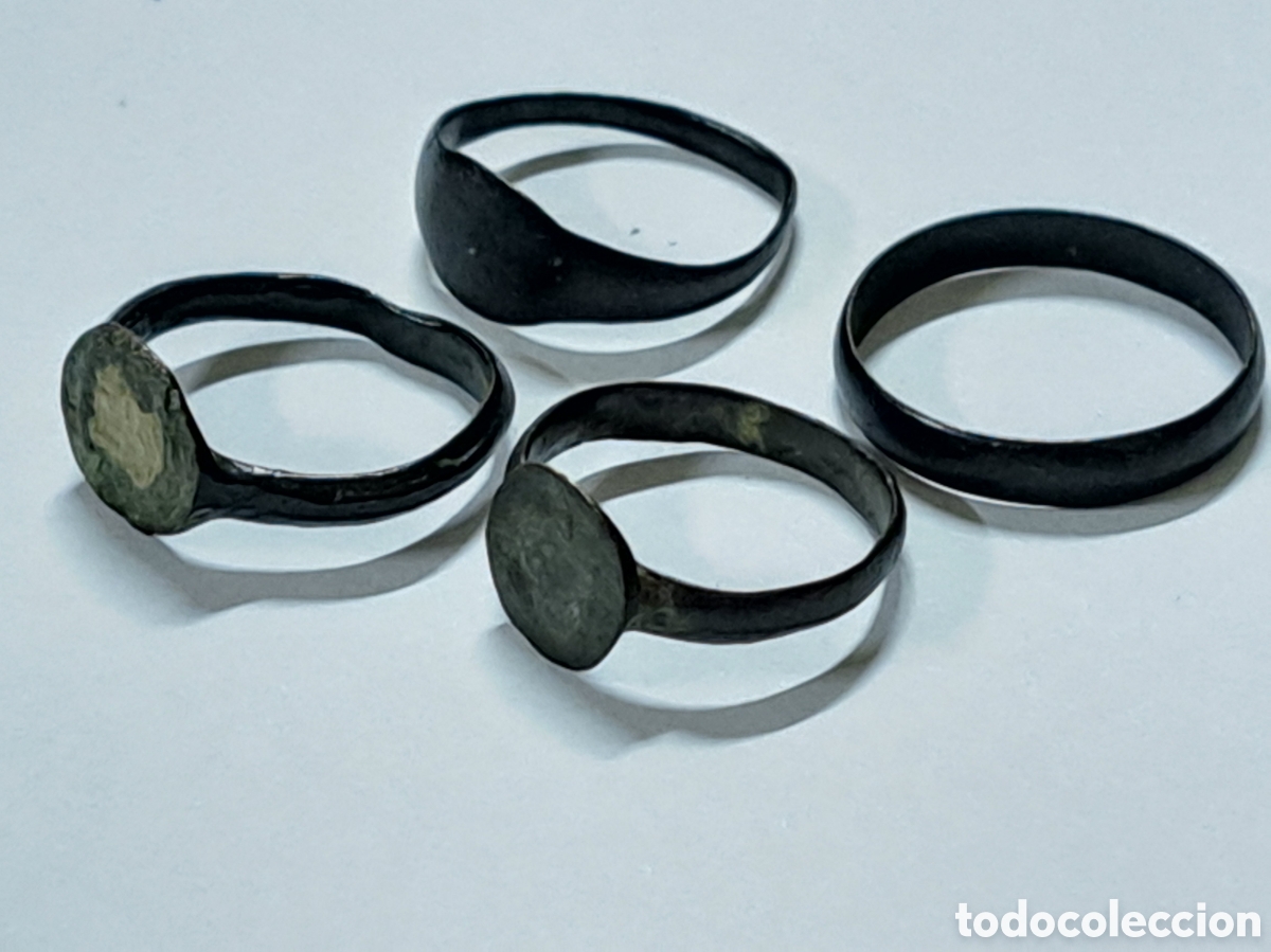 Monedas Imperio romano: 4 anillos de la epoca romana imperial en bronce - Foto 1