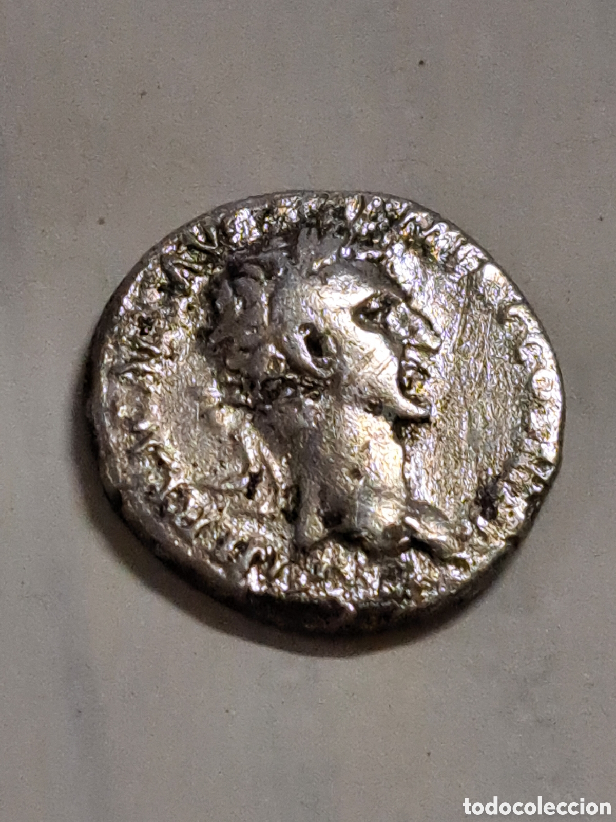 Monedas Imperio romano: Denario de plata del emperador Nerva - Foto 1