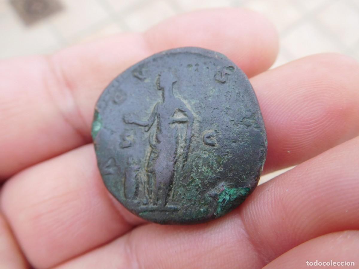 Monedas Imperio romano: Moneda romana sestercio de Faustina I - Foto 3