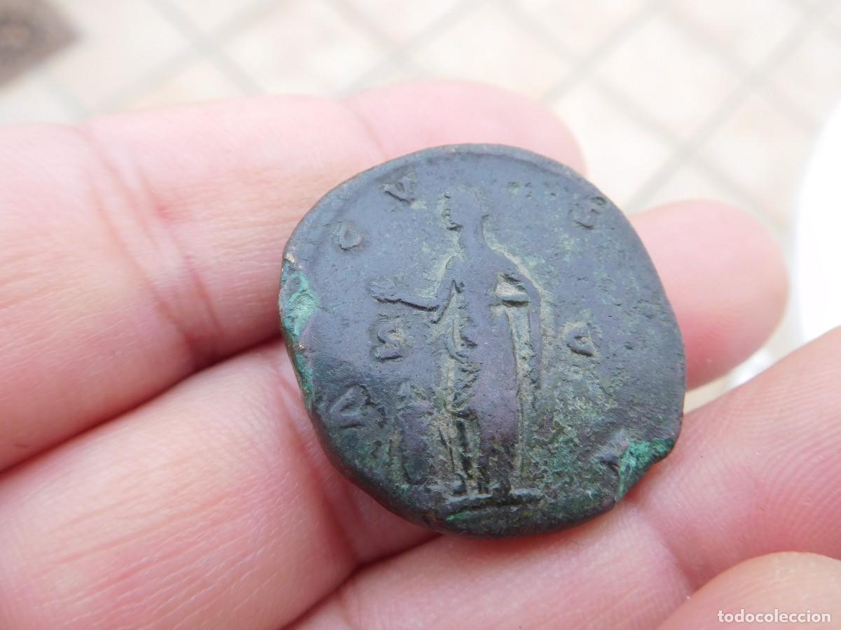 Monedas Imperio romano: Moneda romana sestercio de Faustina I - Foto 2
