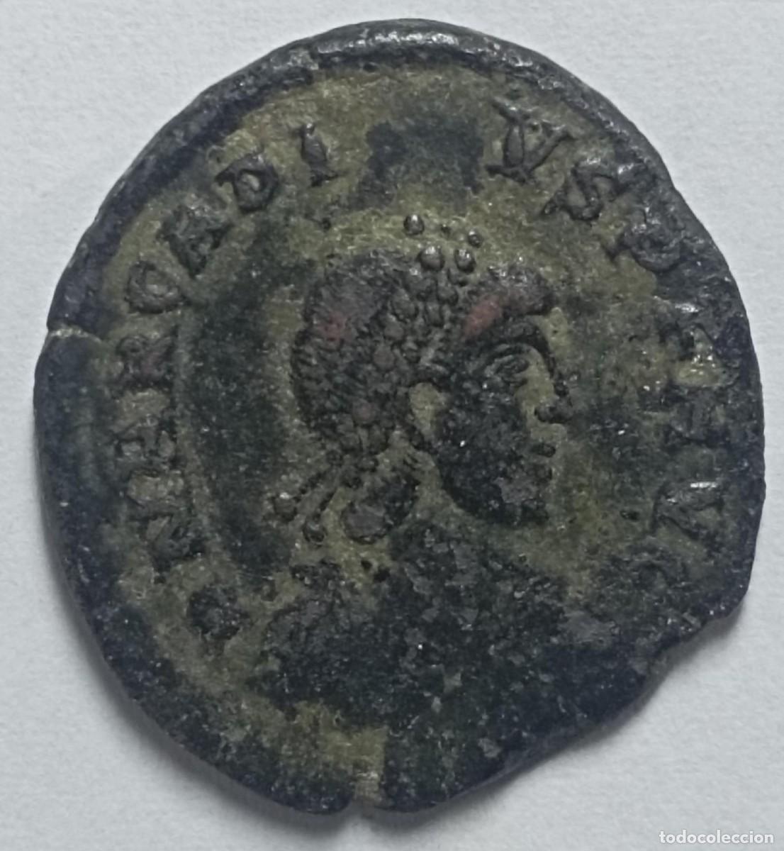 Monedas Imperio romano: Moneda del Imperio Romano nummus de Arcadius del 392 al 395 d.C. - Foto 1