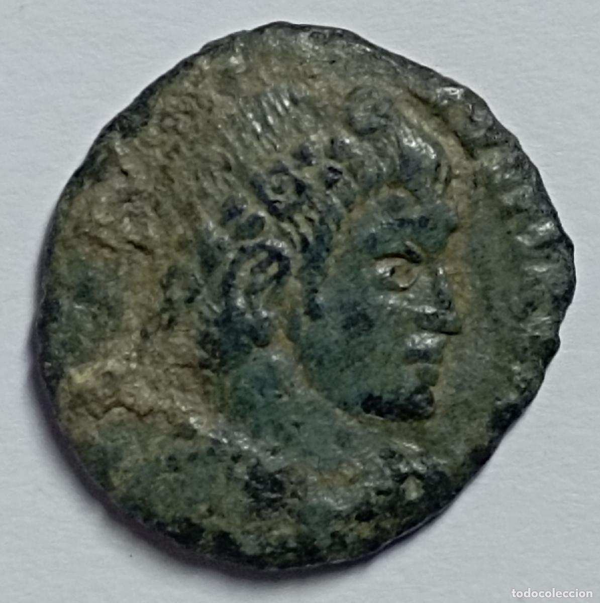 Monedas Imperio romano: Moneda del Imperio Romano nummus Constantius II 340 d.C. - Foto 1