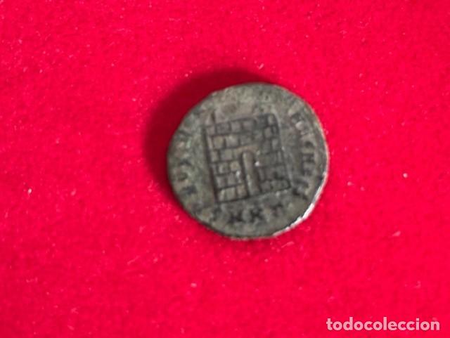 Monedas Imperio romano: Follis, Constancio II, 2,67 grs, MBC+ - Foto 2