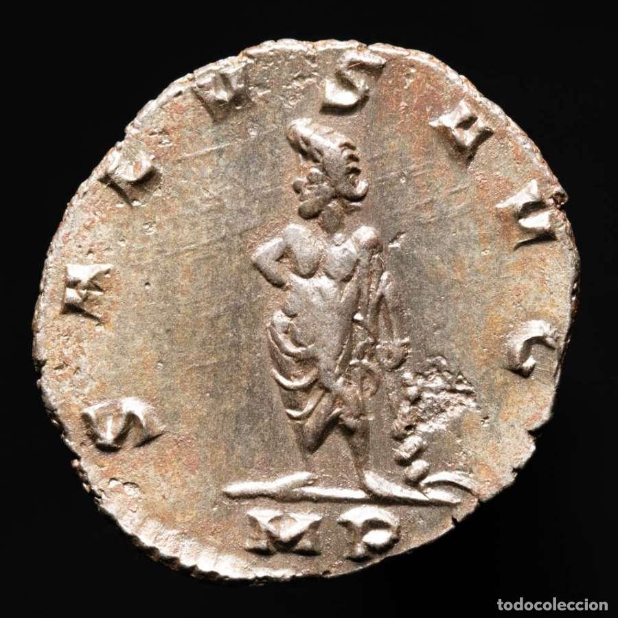 Monedas Imperio Romano: Galieno (253-268) Antoniniano de Milan. SALVS AVG / MP. Aesculapio