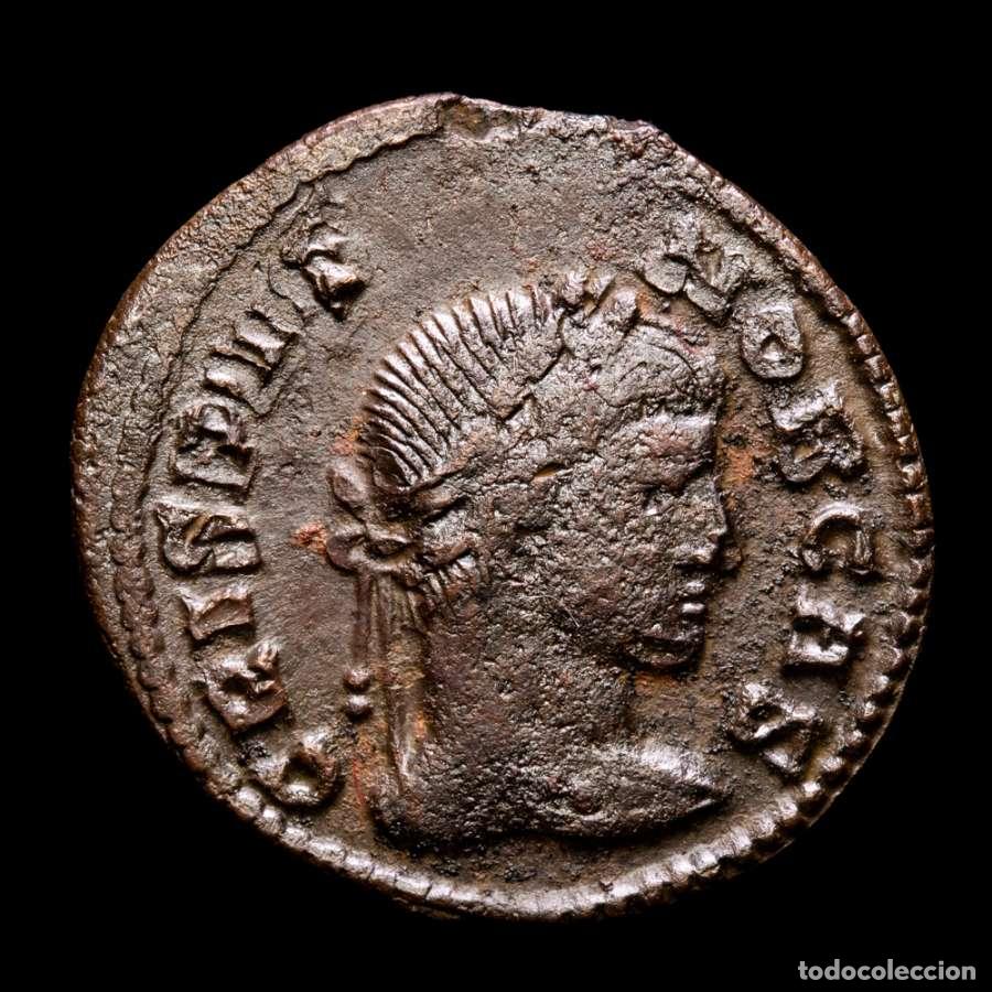 Monedas Imperio Romano: Crispo, estilo barbaro,Lugdunum BEATA TRANQVILLITAS C-R PLG (730)