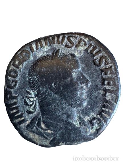 Monedas Imperio Romano: Gordiano III. Sestercio 16,6 gr. Rev/ VICTORIA AETER SC. La Victoria alada