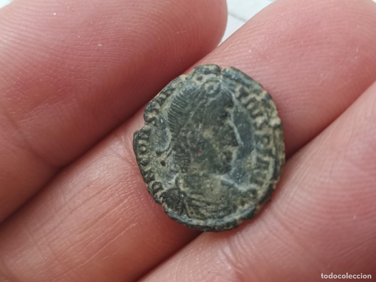 Monedas Imperio Romano: Nummus romano, Constancio II