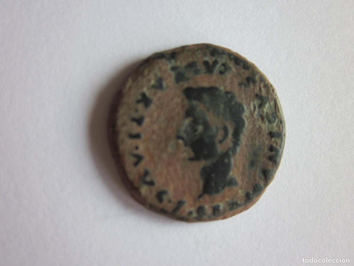 Roman Empire Coins: Semis de Italica. Augusto. Emblemas legionarios.