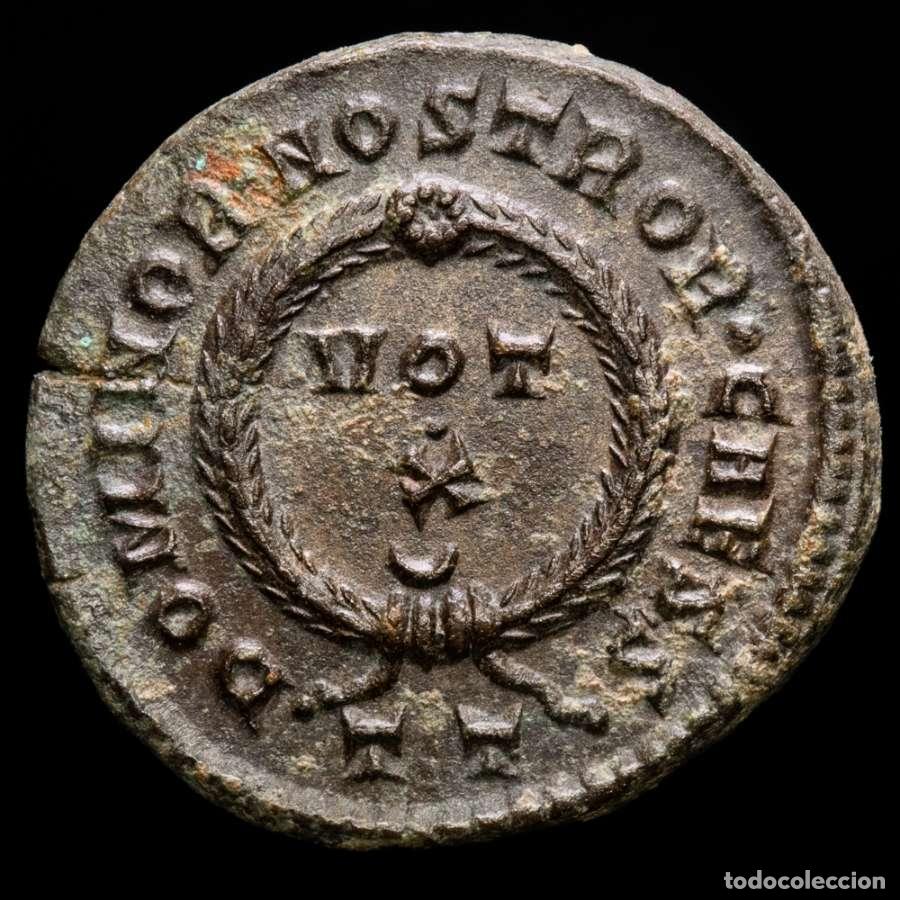 Monedas Imperio Romano: Constantino II Follis de Ticinum - VOT X ◡ dentro de corona TT