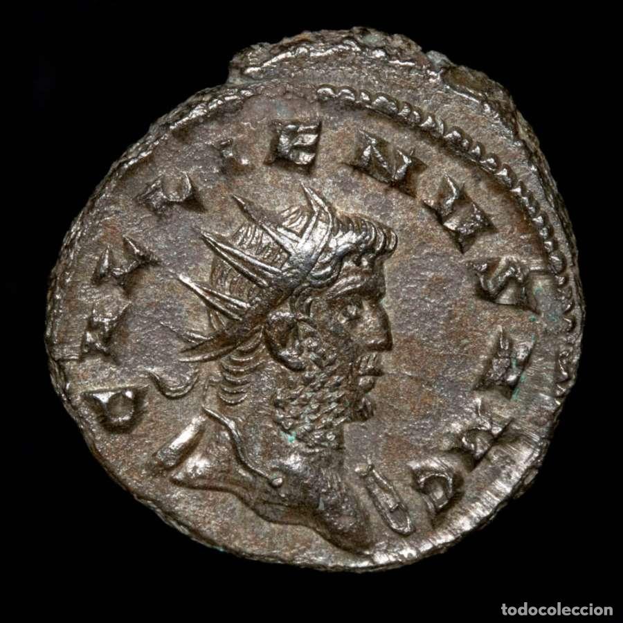 Monnaies Empire Romain: Galieno. Antoniniano, Mediolanum, 264 dC. ORIENS AVG / S Sol (614)