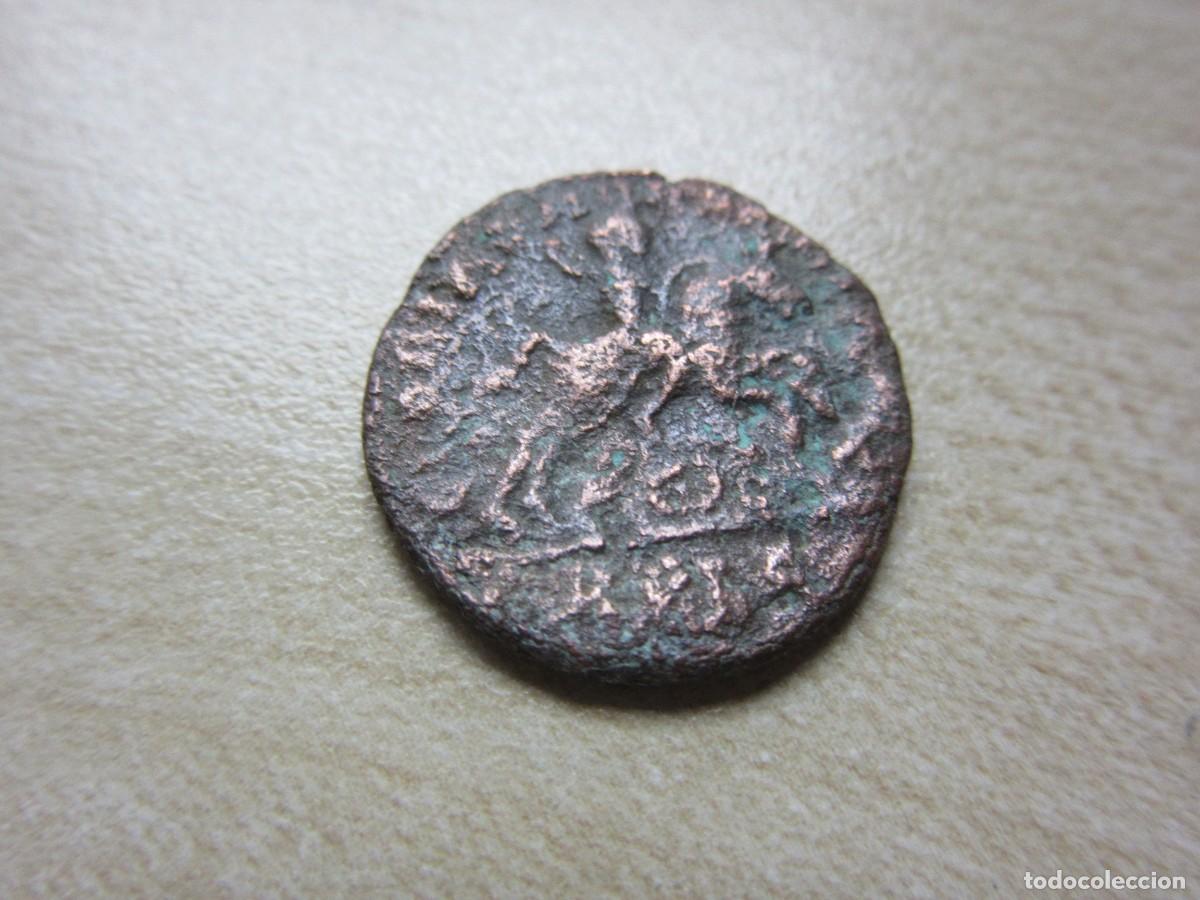 Monedas Imperio Romano: Centenional de Magnencio 350-353 DC Reverso Emperador a caballo