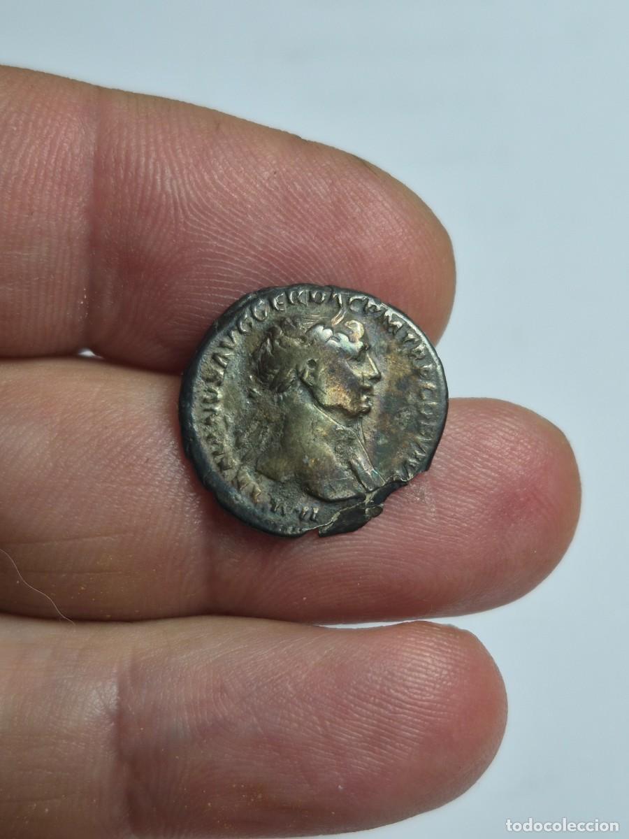 Monedas Imperio Romano: NT/ RARO DENARIO TRAJANO DIVUS PATER TRAIAN FUERTE HOJA EN REVERSO 2,67 GRS (A871)