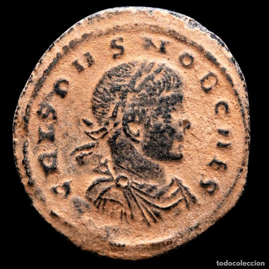Monedas Imperio Romano: Crispo c&eacute;sar follis. Aquileia PRINCIPIA IVVENTVTIS / AQT (6546)