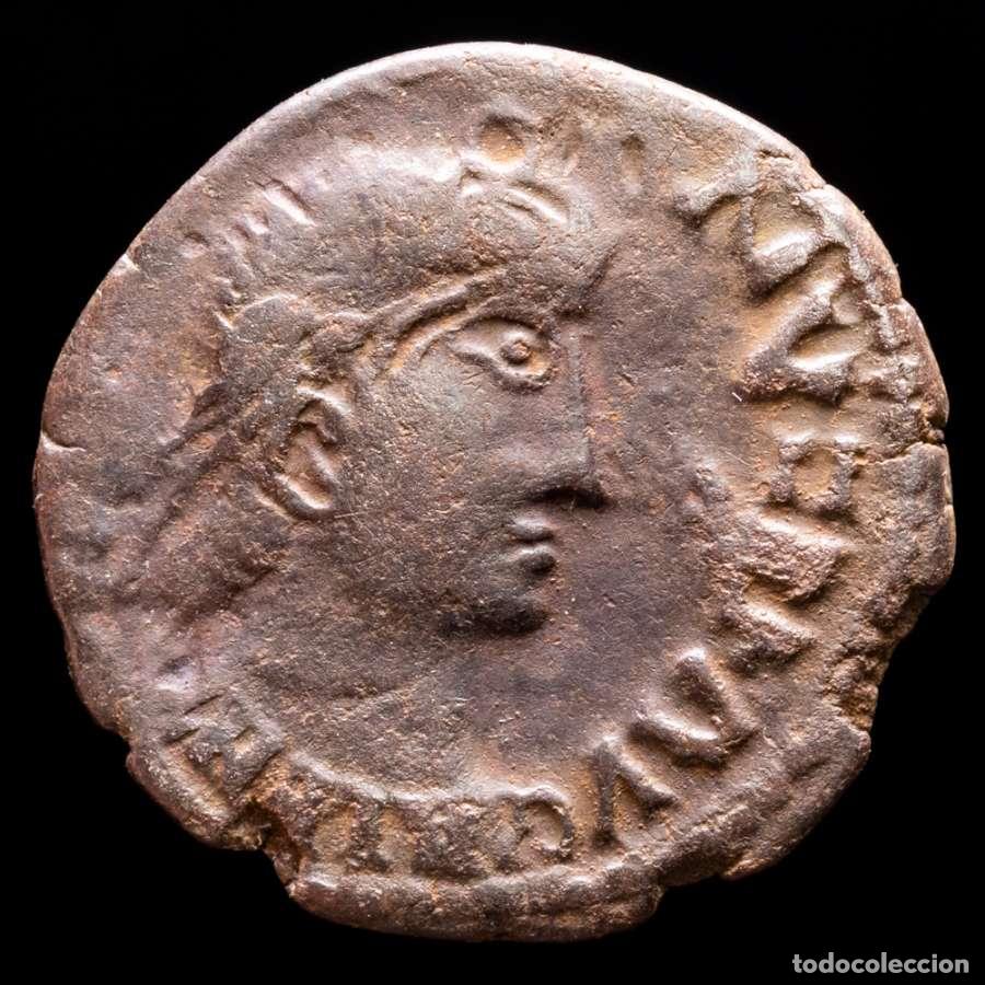 Monedas Imperio Romano: Graciano &AElig; Mairoina de estilo barbaro. REPARATIO REIPVB (4632)