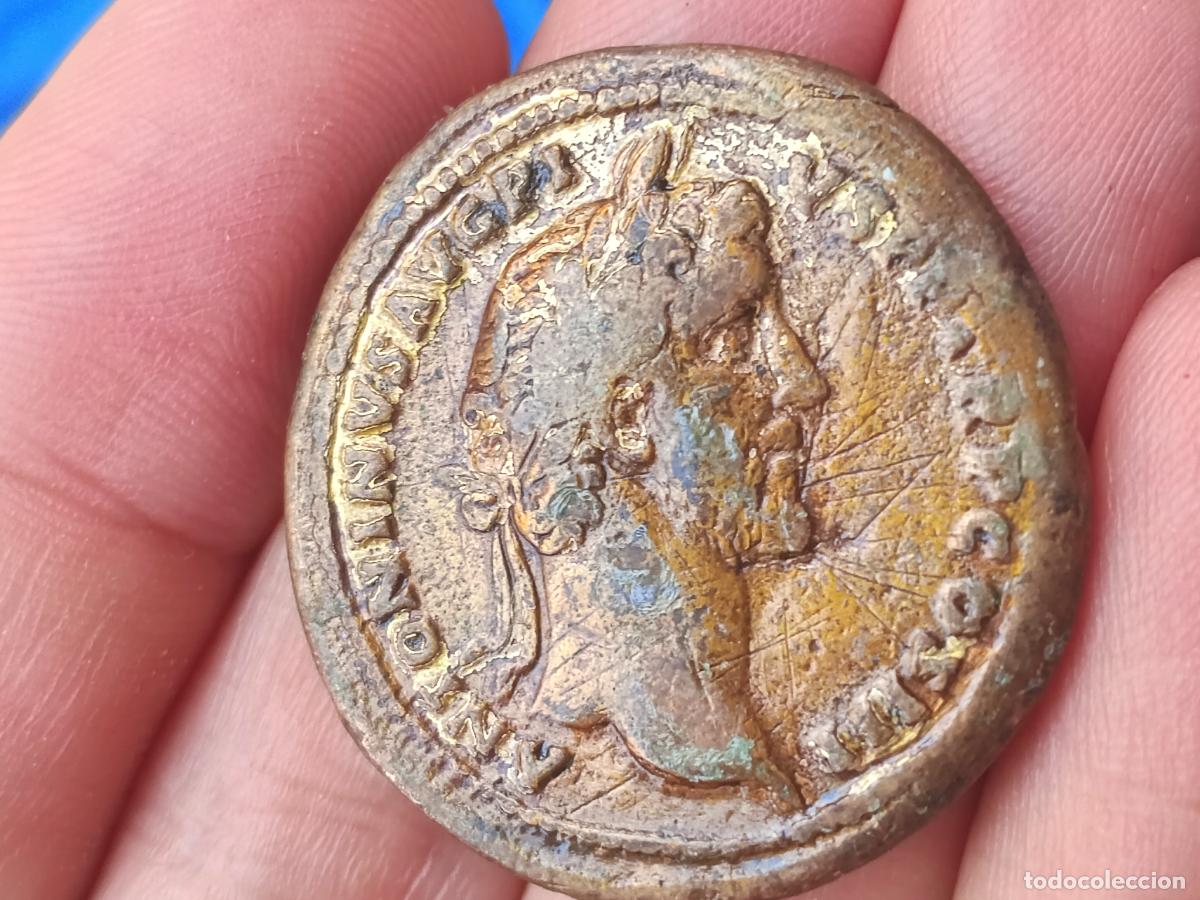 Monedas Imperio Romano: Buen sestercio de Antonino