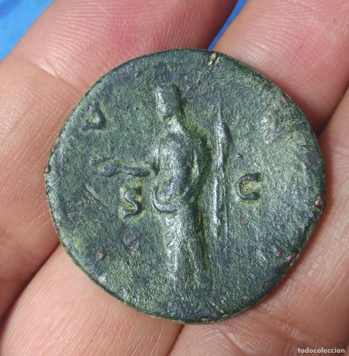 Monedas Imperio Romano: Excelente sestercio de Faustina madre. P&aacute;tina natural