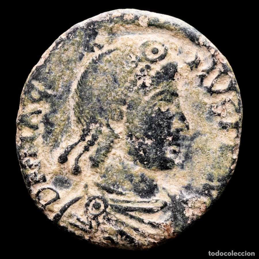 Monedas Imperio Romano: Magno Maximo. Maiorina, Arles, REPARATIO REIPVB / SCON (8196)