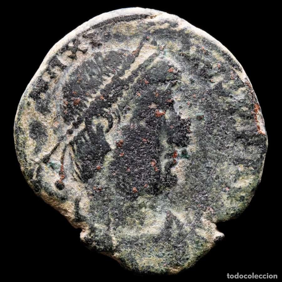 Monedas Imperio Romano: Magno Maximo 383-388 dC. Maiorina, REPARATIO REIPVB (8213)