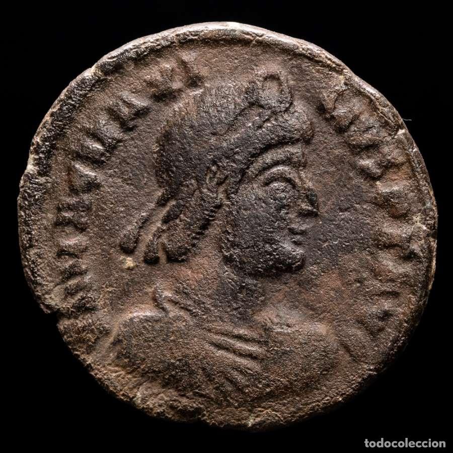 Monedas Imperio Romano: Magno Maximo. Maiorina, Arles, REPARATIO REIPVB / TCON (4527)
