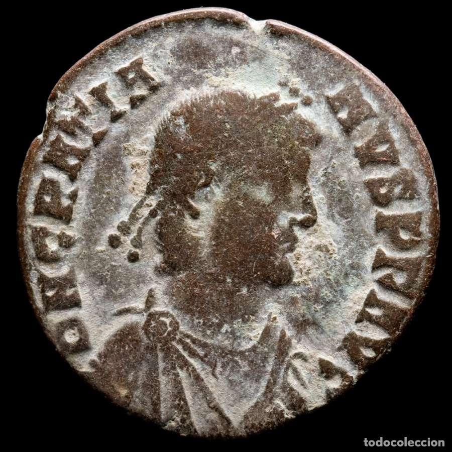 Monedas Imperio Romano: Graciano Maiorina de Lugdunum REPARATIO REIPVB S / LVGS (8608)