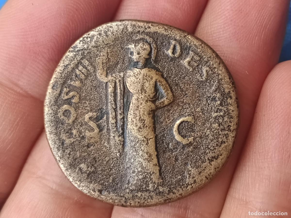 Monedas Imperio Romano: Buen sestercio de Domiciano