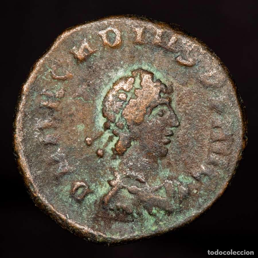 Monedas Imperio Romano: Arcadio 383-408 Nummus. Cizico - 378-383. VOT V en guirnalda SMK&Gamma;