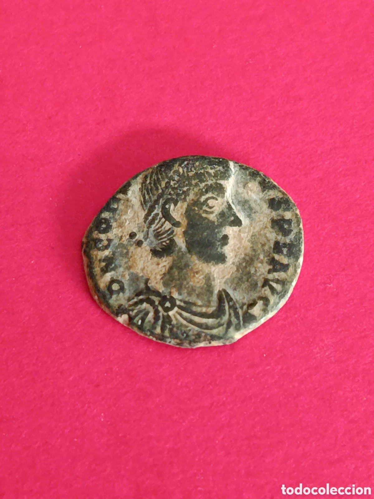 Monedas Imperio Romano: PEQUE&Ntilde;A MONEDA ROMANA DE CONSTANTINO. 1,72 GR. 1,4 CM.