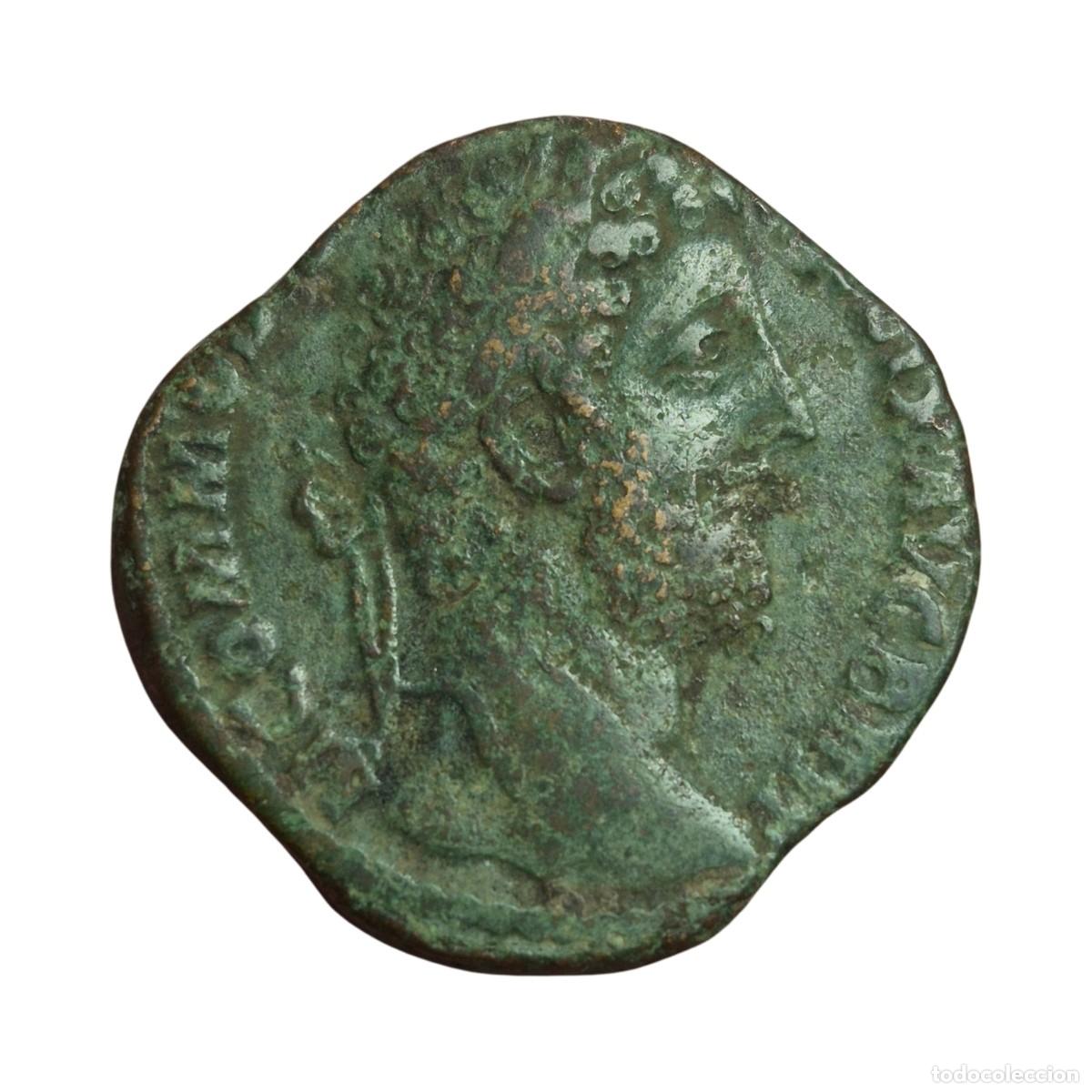 Monedas Imperio romano: NT/ SESTERCIO COMODO REV. SALUS SEDENTE (A1144)