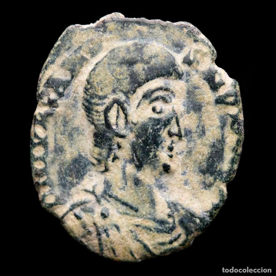 Monedas Imperio romano: Juliano II (330-363 dC.) maiorina. Arles. FEL TEMP REPARATIO (6149)