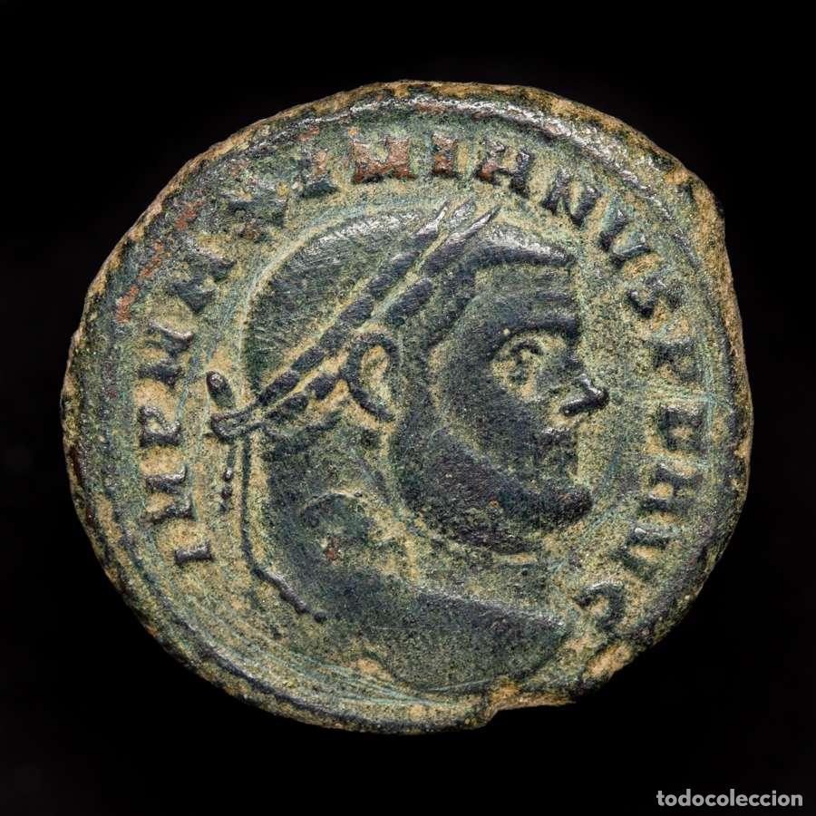 Monedas Imperio romano: Maximiano, follis, Cartago. SALVIS AVGG ET CAESS FEL KART // B.
