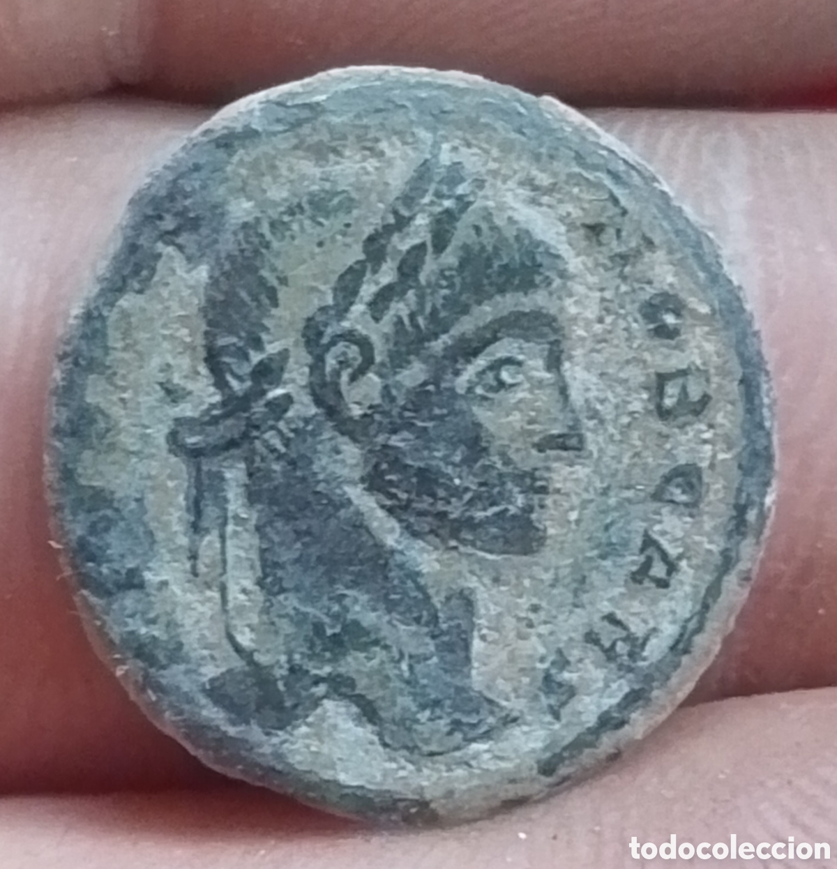 Monedas Imperio romano: Crispo follis voy v TR Treveris