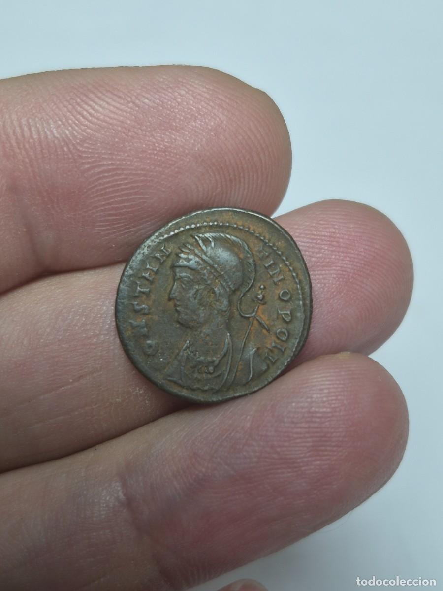 Monedas Imperio romano: NT/ BONITO FOLLIS URBS CONATATINOPOLIS 2,23 GRS (A879)