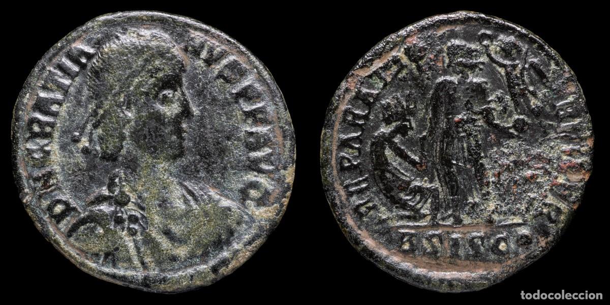 Monedas Imperio romano: Gratian Follis - REPARATIO REIPVB, Siscia - 23 mm / 4,43 gr.