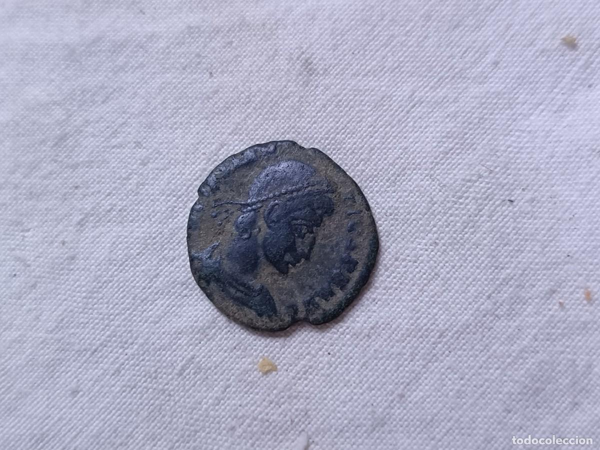 Monedas Imperio romano: MR20, Antigua Moneda Romana, emperador a identificar