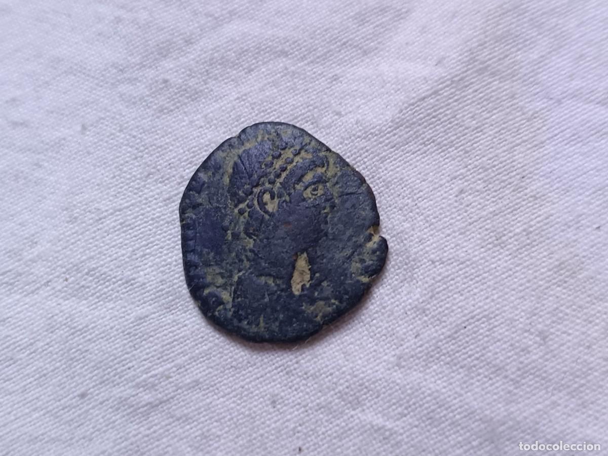 Monedas Imperio romano: MR22, Antigua Moneda Romana, emperador a identificar