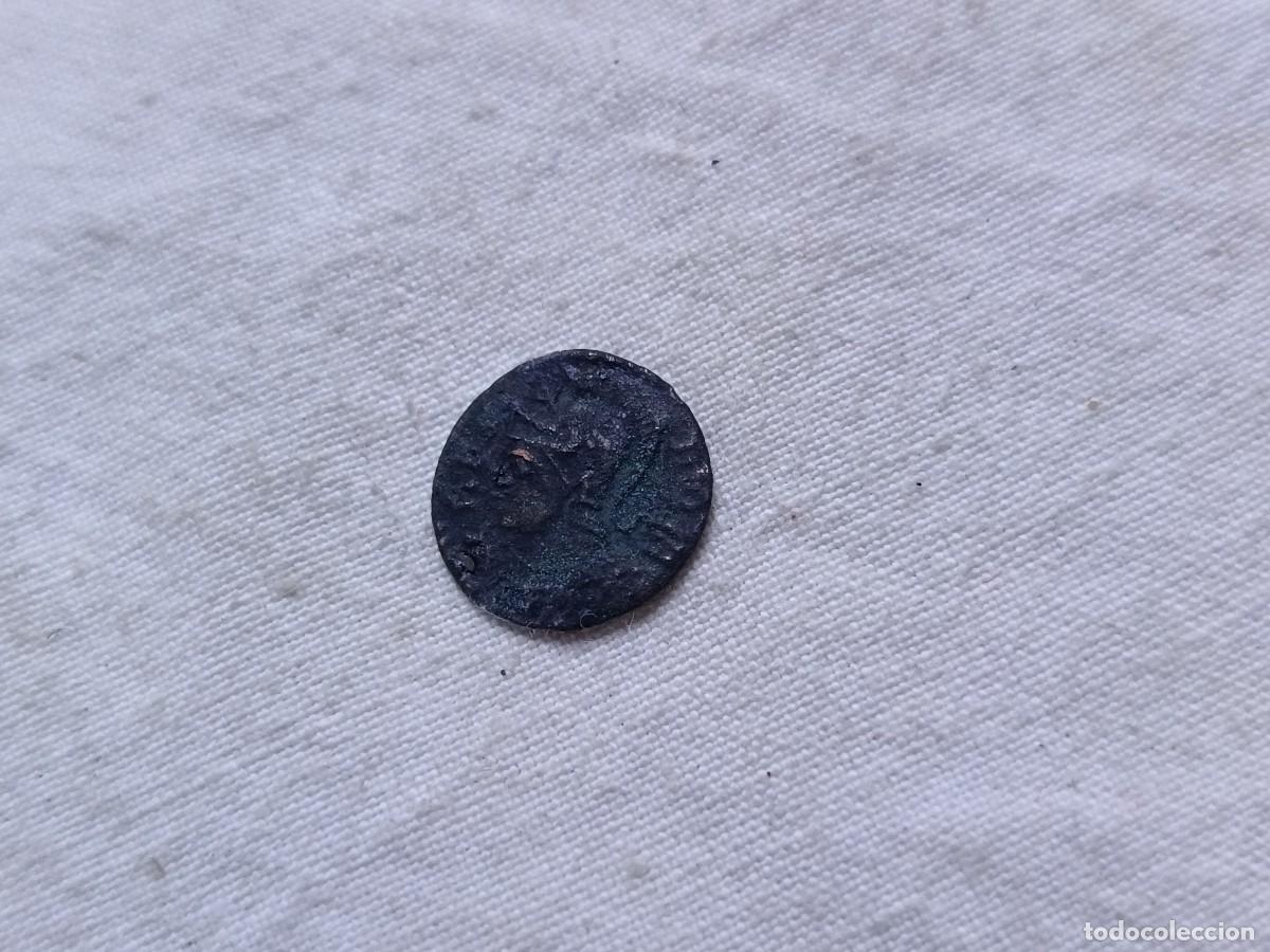 Monedas Imperio romano: MR30, Antigua Moneda Romana, emperador a identificar